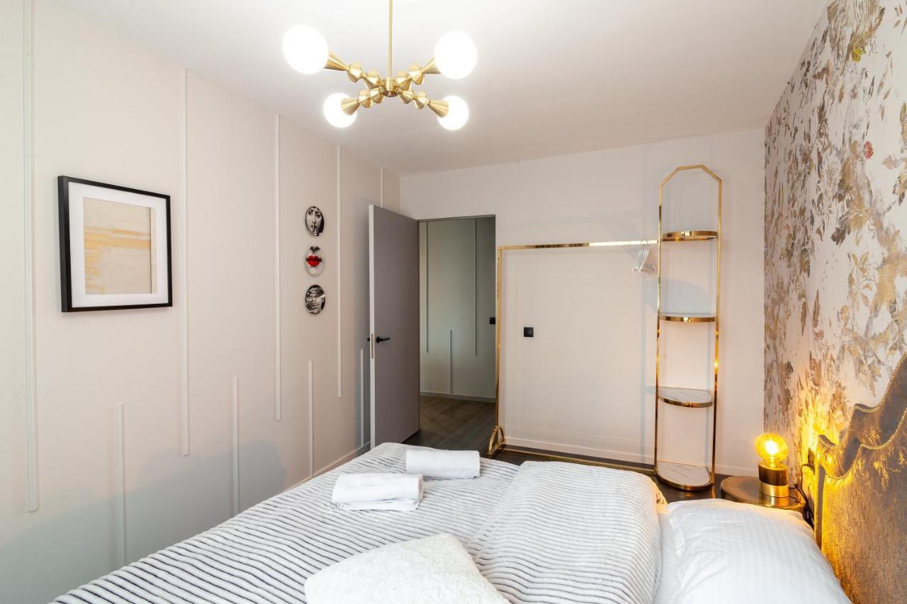LEOGRAND Apartment on Svobody avenue Lviv Extérieur photo