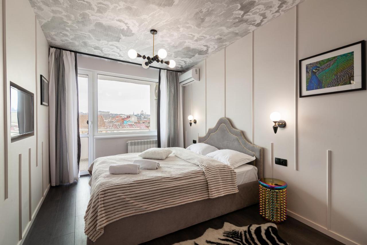 LEOGRAND Apartment on Svobody avenue Lviv Extérieur photo