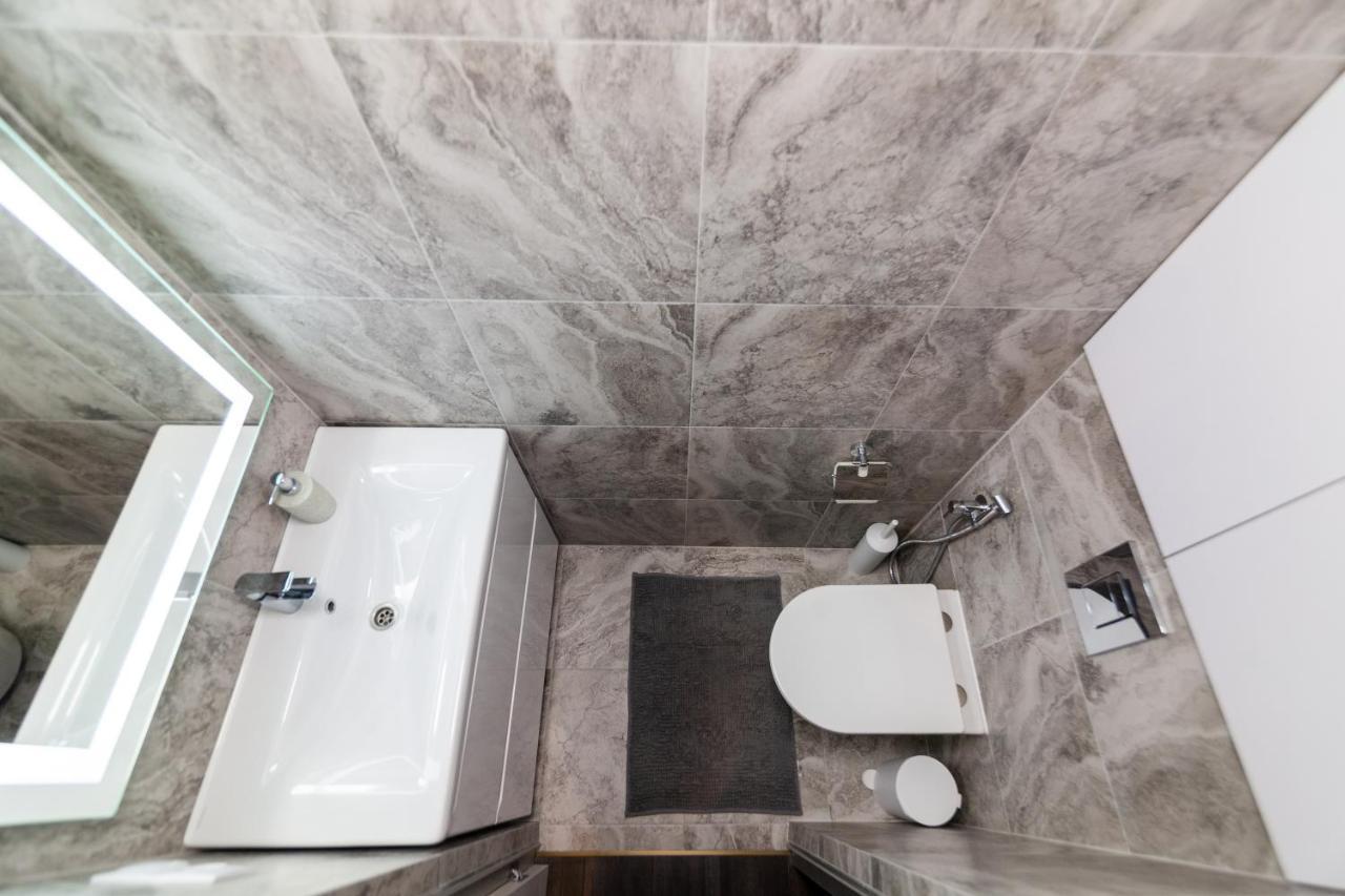 LEOGRAND Apartment on Svobody avenue Lviv Extérieur photo